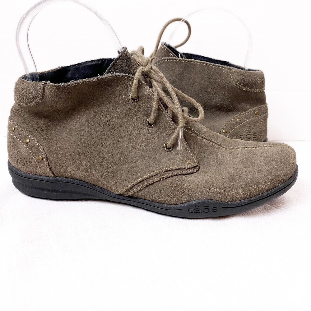 Taos Suede Stellar Taupe Chukka Lace Up Booties Comfort Ankle Boots Size 7